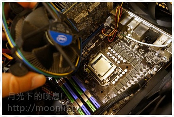 cpu散熱器推薦 Thermalright HR-02 Macho 便宜不失效能的塔型散熱器 cpu散熱器推薦 Thermalright HR-02 Macho 便宜不失效能的塔型散熱器